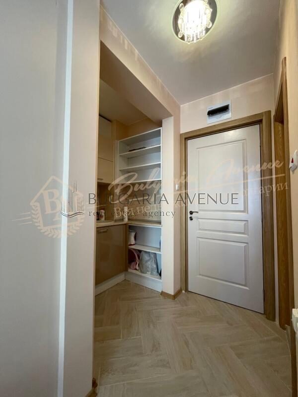 Stylish studio in the elegant Messembria Palace complex, Sunny Beach