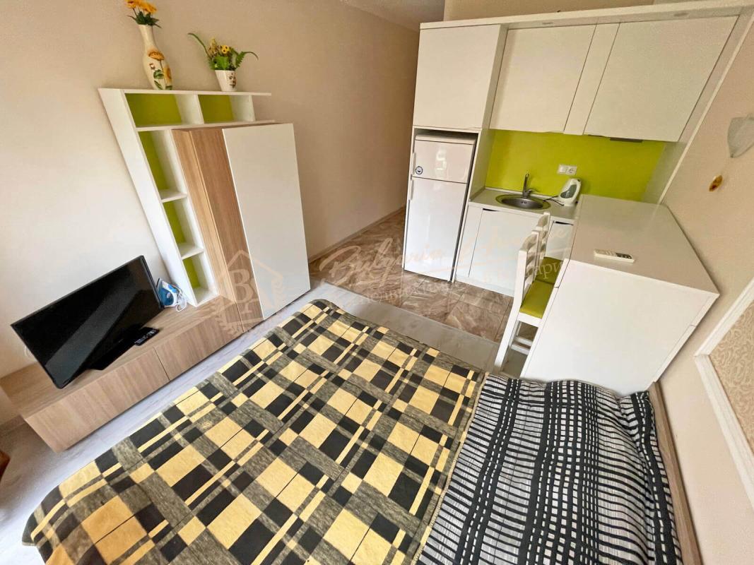 Bright cosy studio in the Villa Sardinia complex, Sveti Vlas