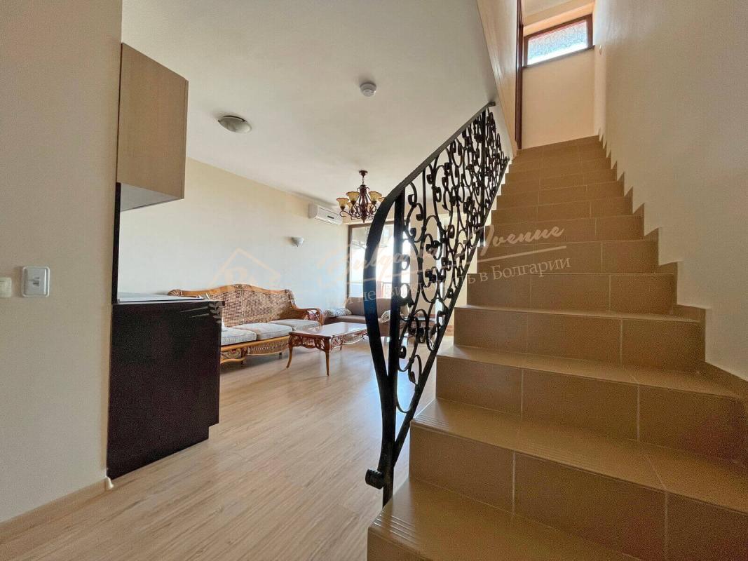 Two-level apartment with 2 bedrooms in Chateau del Marina, Nessebar