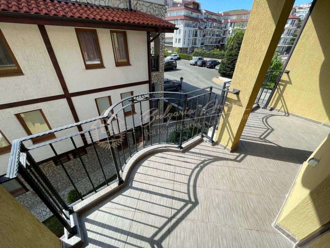 Большой трехкомнатный апартамент с видом на море в комплексе VILLA DALI, Святой Влас