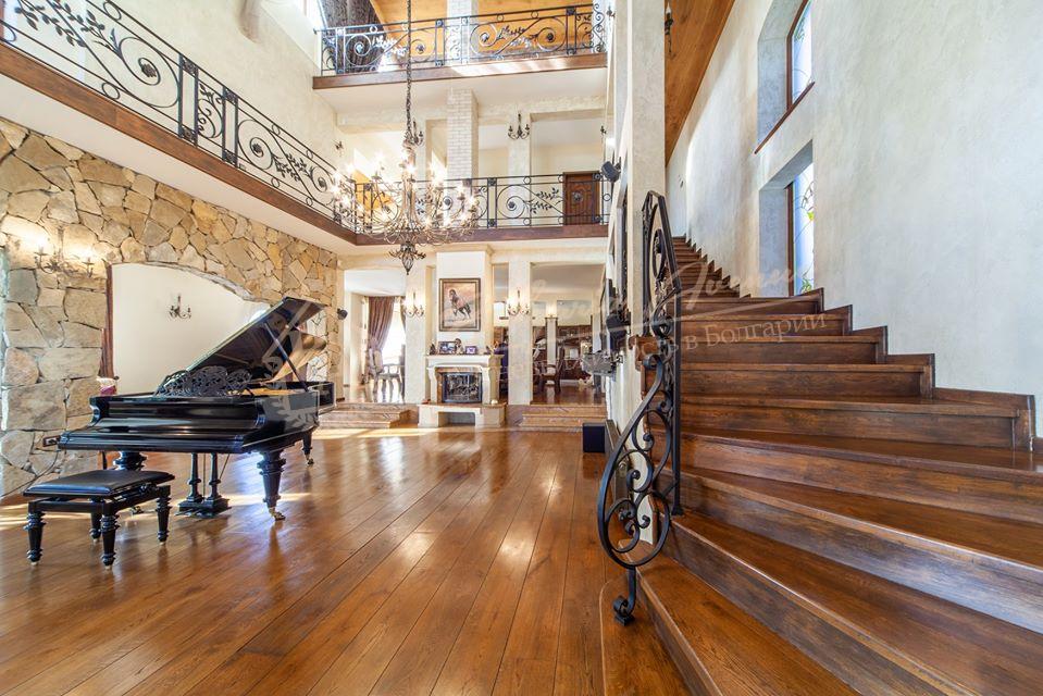 Family house for connoisseurs of luxury in the elite Euxinograd district in Varna