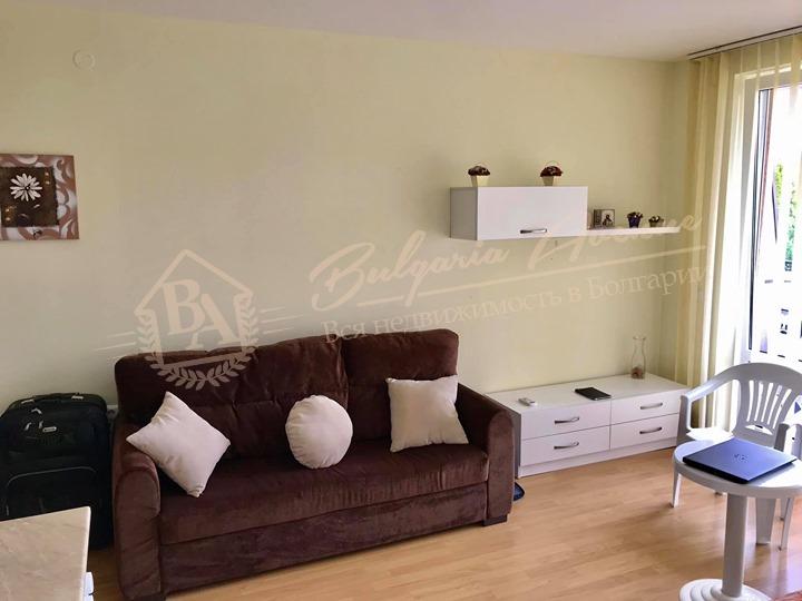 One-bedroom apartment with quality furnishings near the sea, Sunny Beach resort
