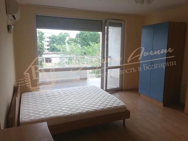 Spacious studio with furniture and appliances in Sunny Fort, Sunny Beach