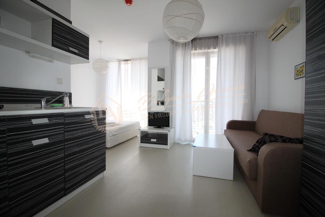 Boutique studio in a closed complex with a swimming pool, Sunny Beach
