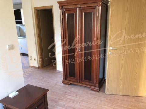 Просторная меблированная квартира на первой линии в г.Св.Влас