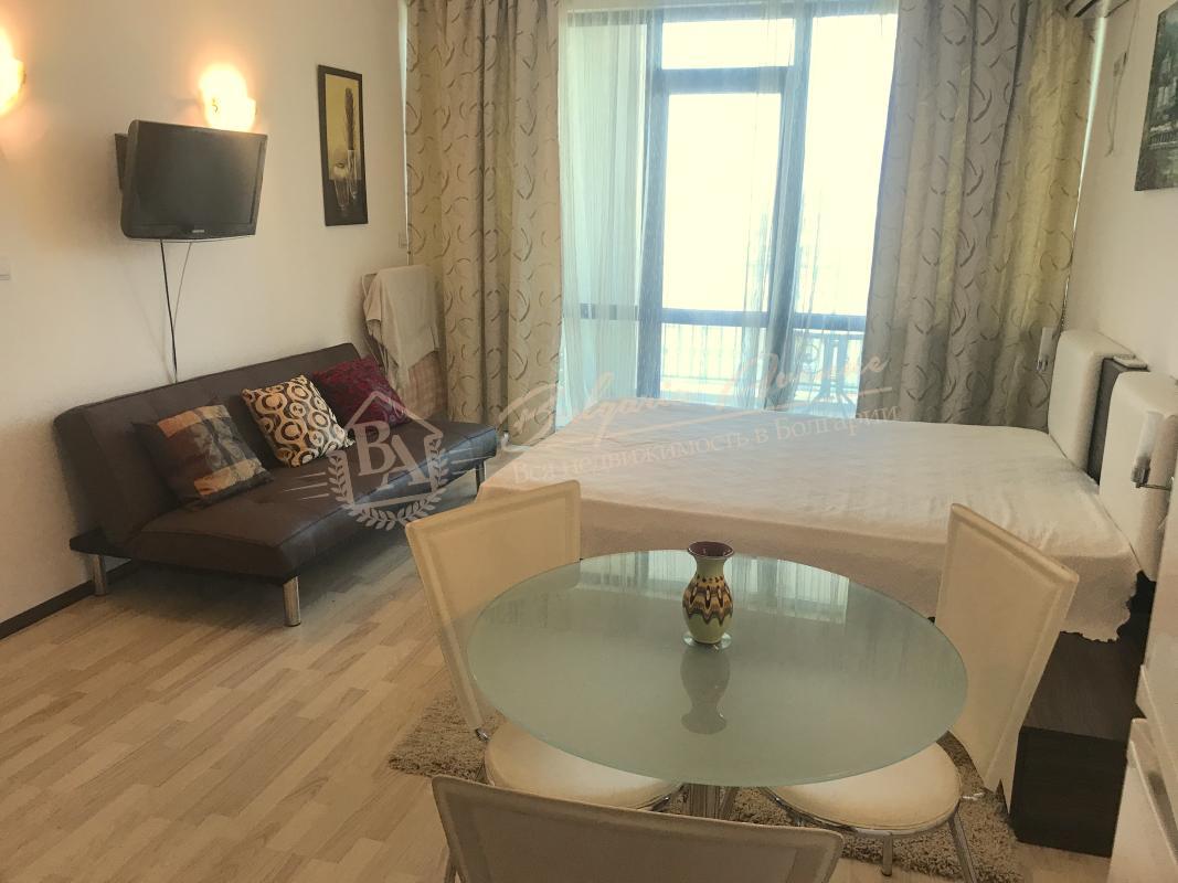 Cosy, spacious apartment 120 m from the sea in Sunny Beach