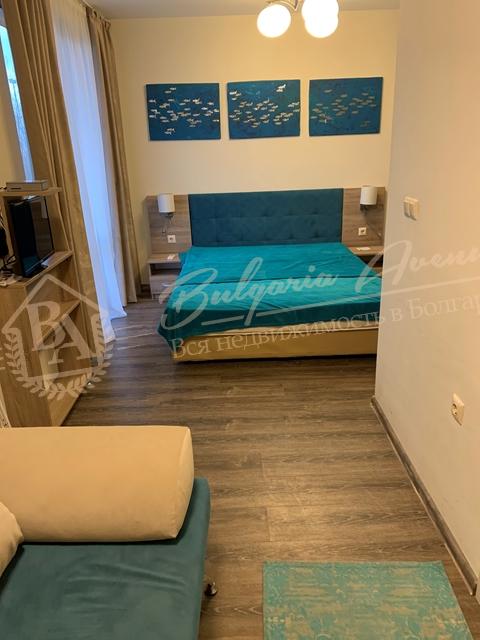 Studio with its own courtyard in a gated complex in Sunny Beach