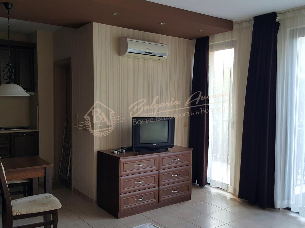 Spacious studio in an elite first-line complex in Sozopol
