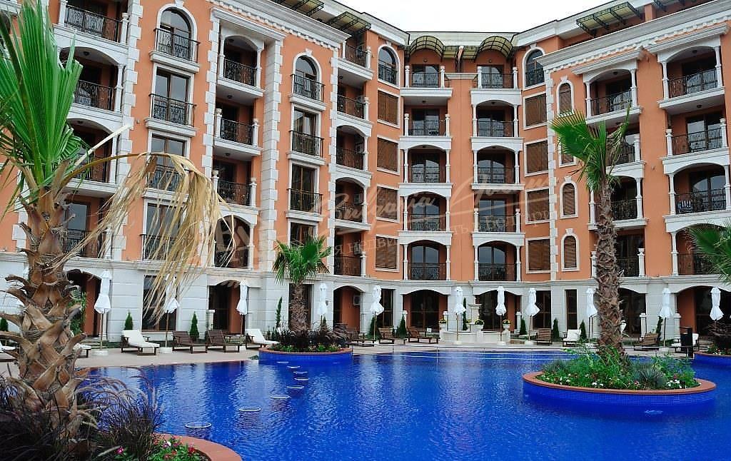 New one-bedroom apartment metres from the beach in Ravda