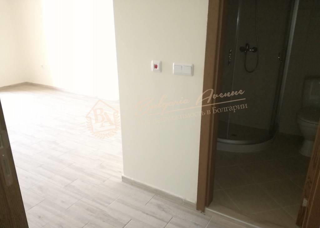 New one-bedroom apartment metres from the beach in Ravda