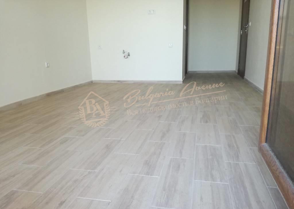 New one-bedroom apartment metres from the beach in Ravda