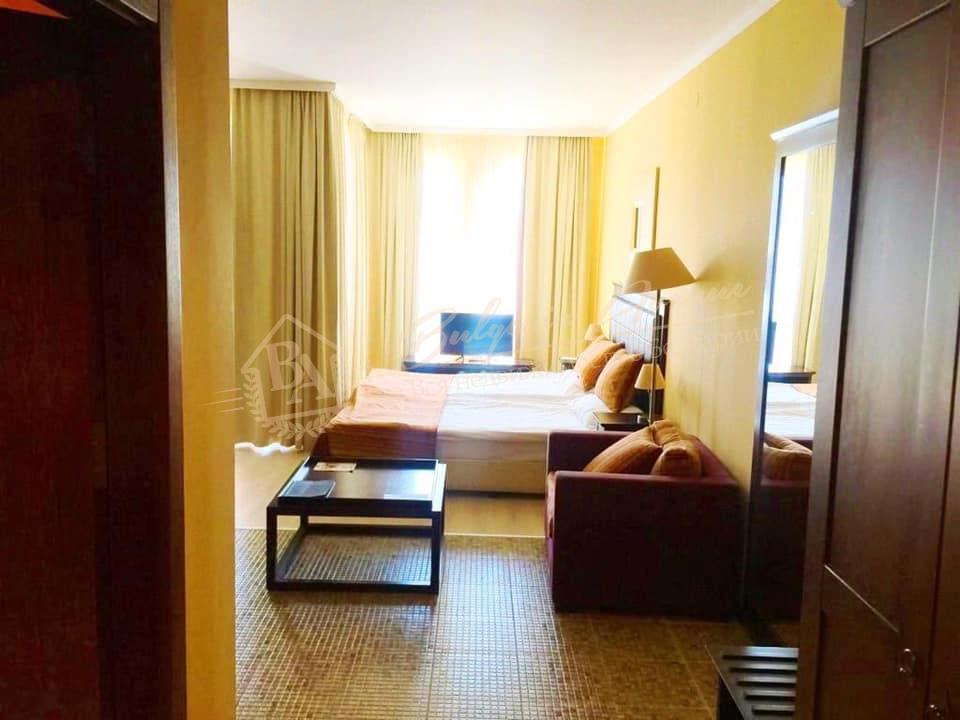 Spacious studio in the elite Barcelo Royal Beach complex, Sunny Beach