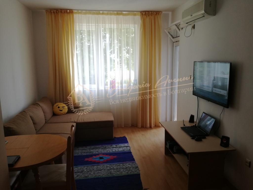 Two-bedroom apartment with furniture near the sea, Sunny Beach