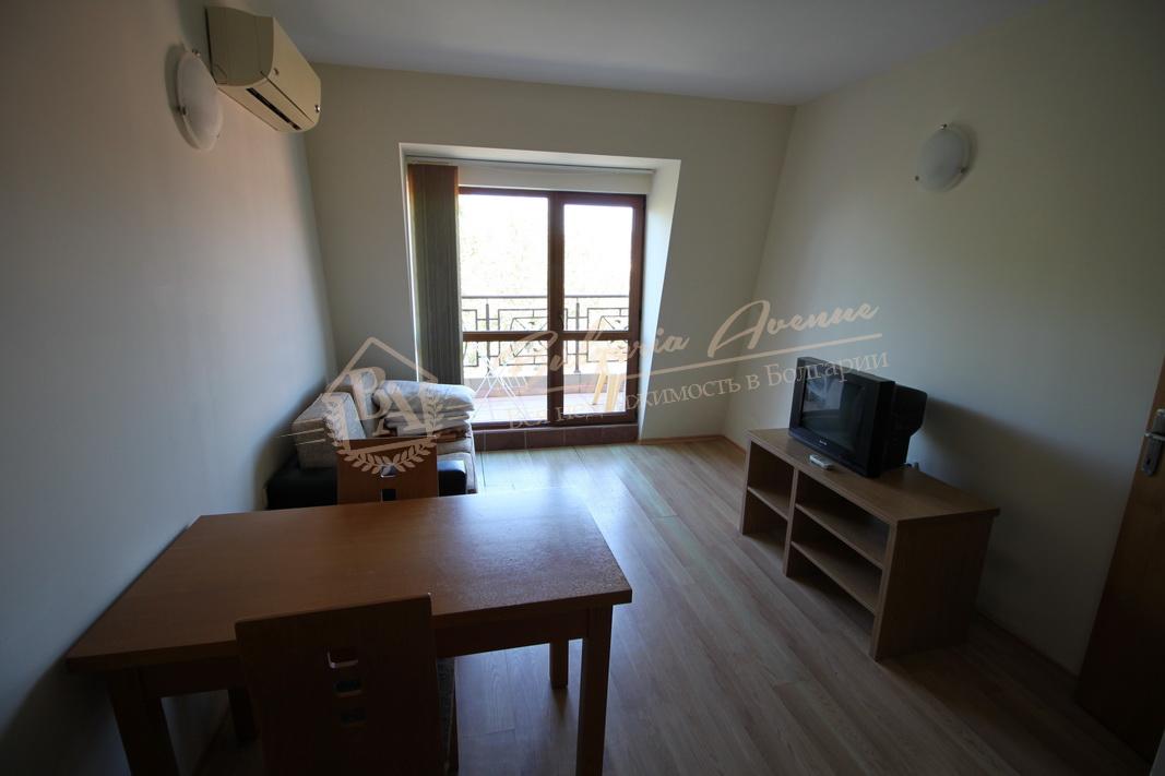 Furnished 1-bedroom apartment on the second line, Sunny Beach