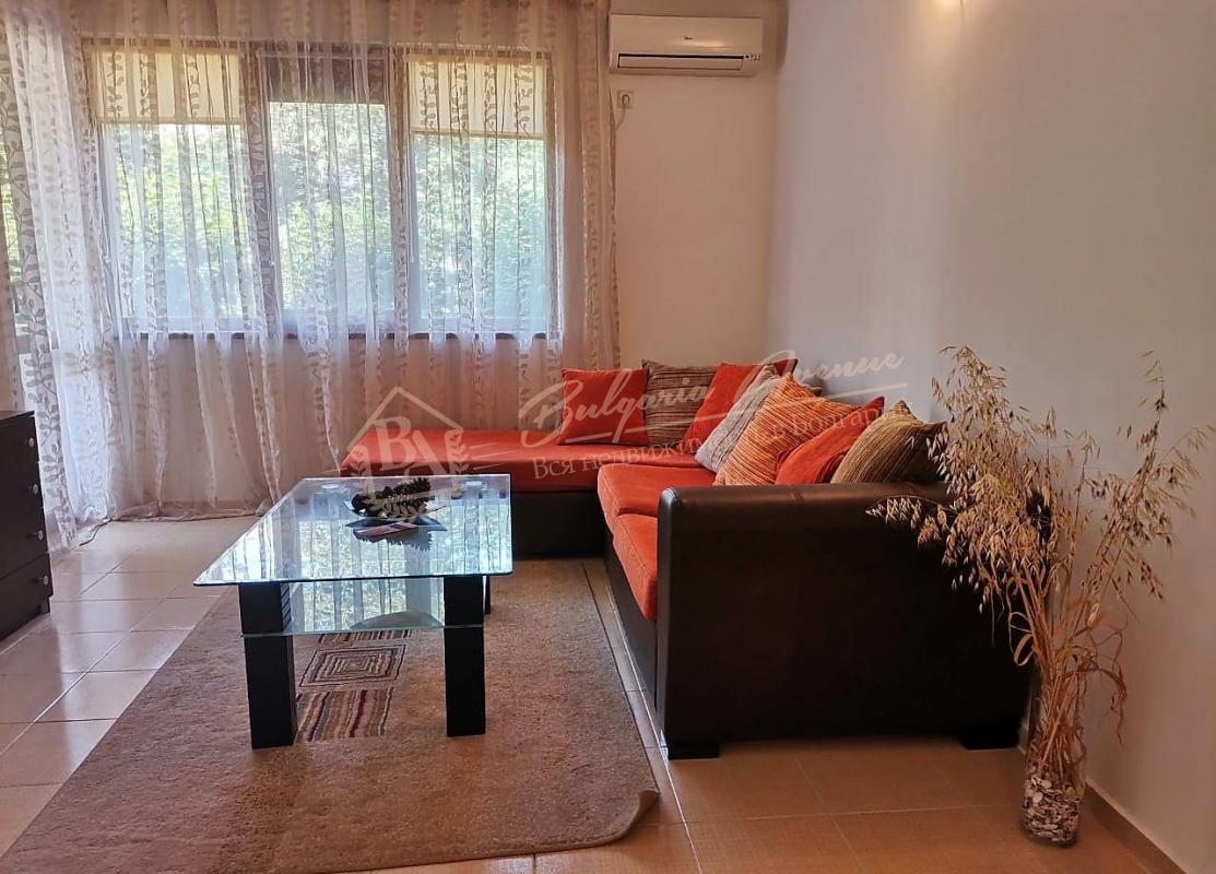 New two-bedroom apartment with furniture by the sea in Sunny Beach