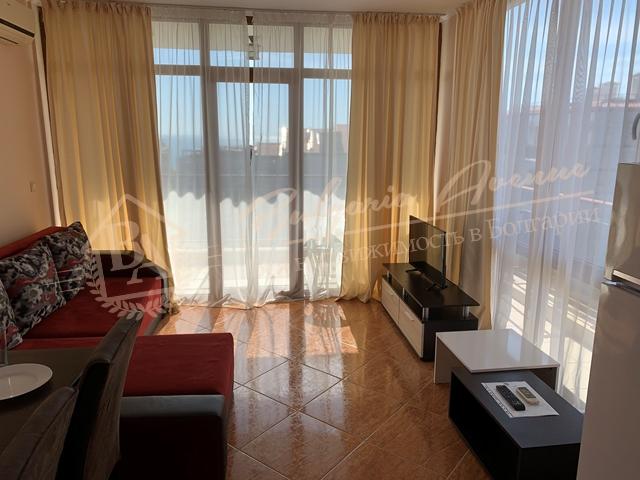 Furnished 1-bedroom apartment 120 m from the sea, Sveti Vlas
