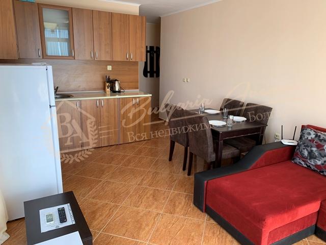 Furnished 1-bedroom apartment 120 m from the sea, Sveti Vlas