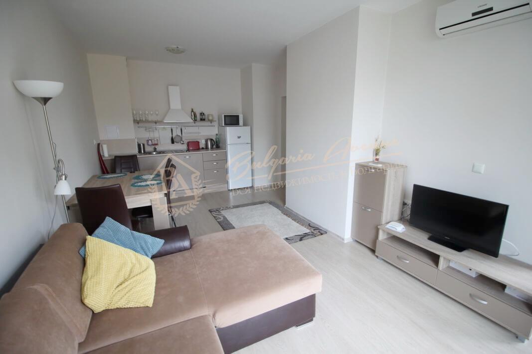 New two-bedroom apartment with furniture by the sea in Sunny Beach complex