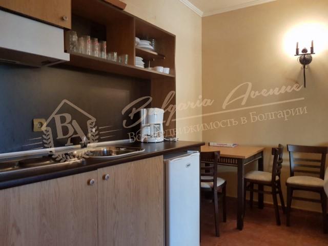 Furnished 1-bedroom apartment on the first line of the sea, Elenite complex