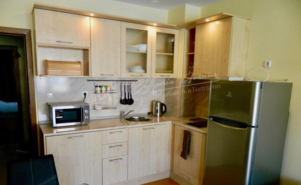 Two-bedroom apartment with sea view in the central part of Sveti Vlas