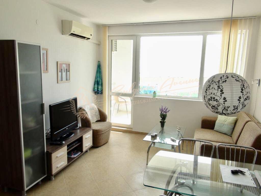 1-Bedroom Apartment with Sea View on the First Line, Ravda