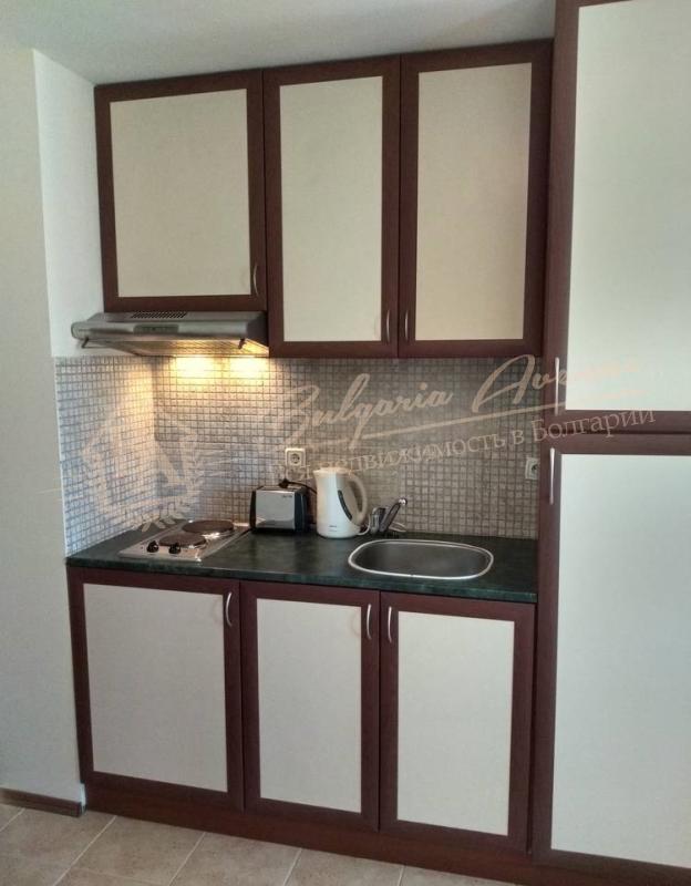 Cosy Two-Bedroom Apartment with French Windows in Sunny Beach