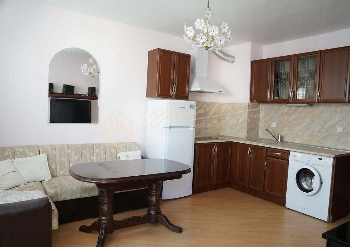 Two-bedroom apartment without maintenance fee by the sea in Ravda