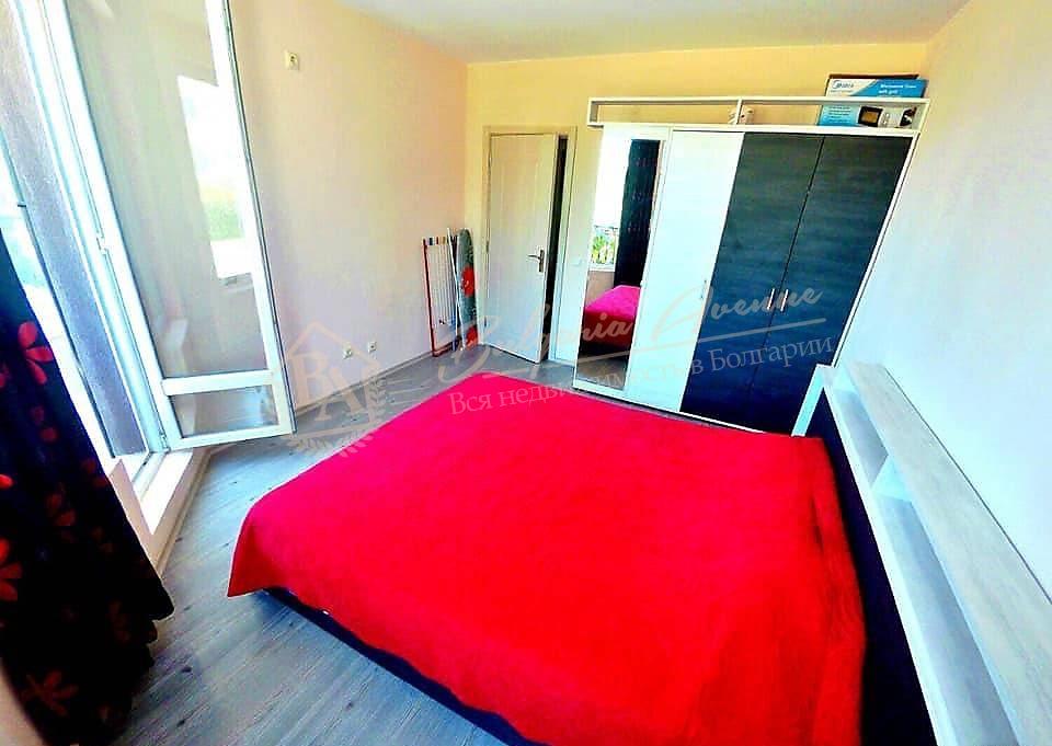 Furnished apartment with no maintenance fee just 5 minutes from the beach