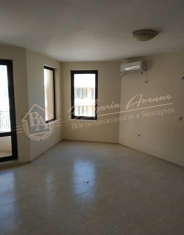 New, spacious, two-bedroom apartment on the first line in Ravda