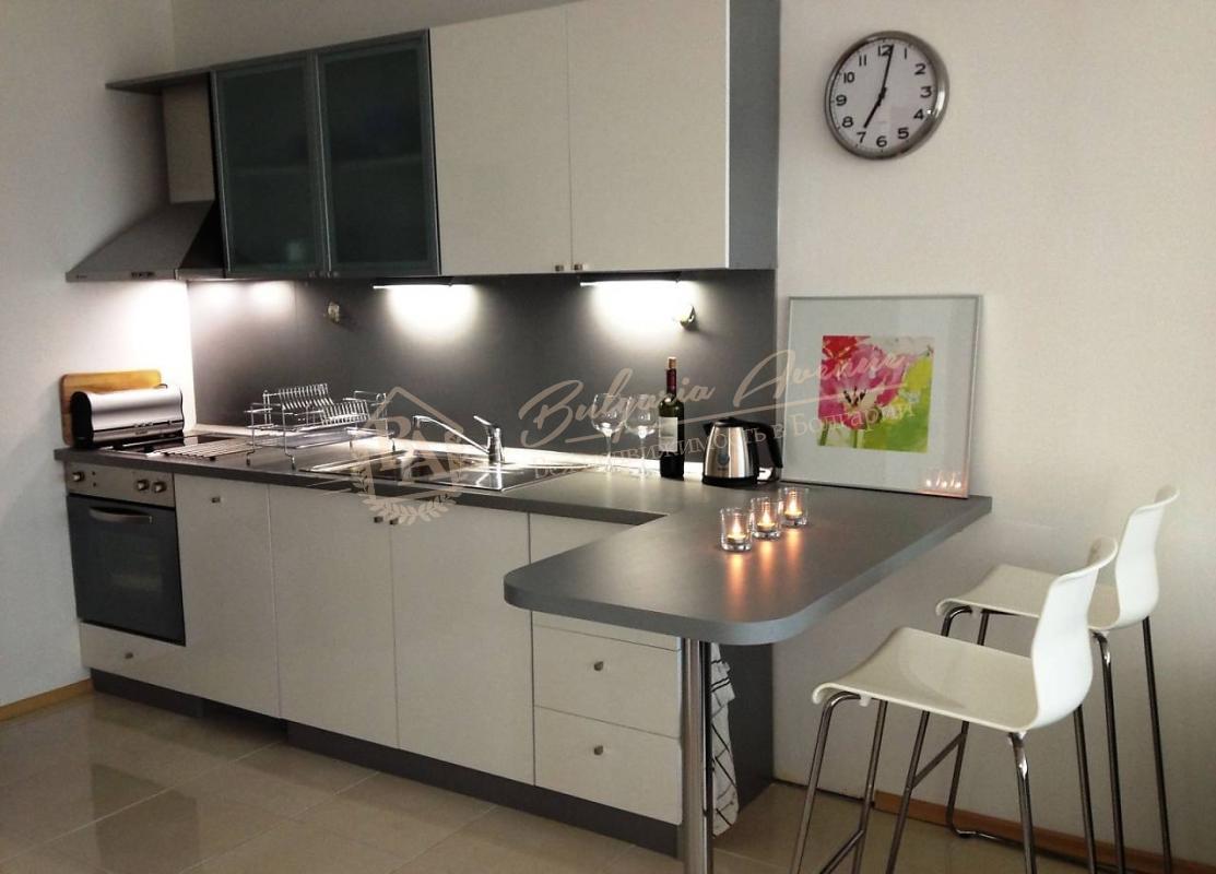 Bright, spacious two-bedroom apartment, Balchik