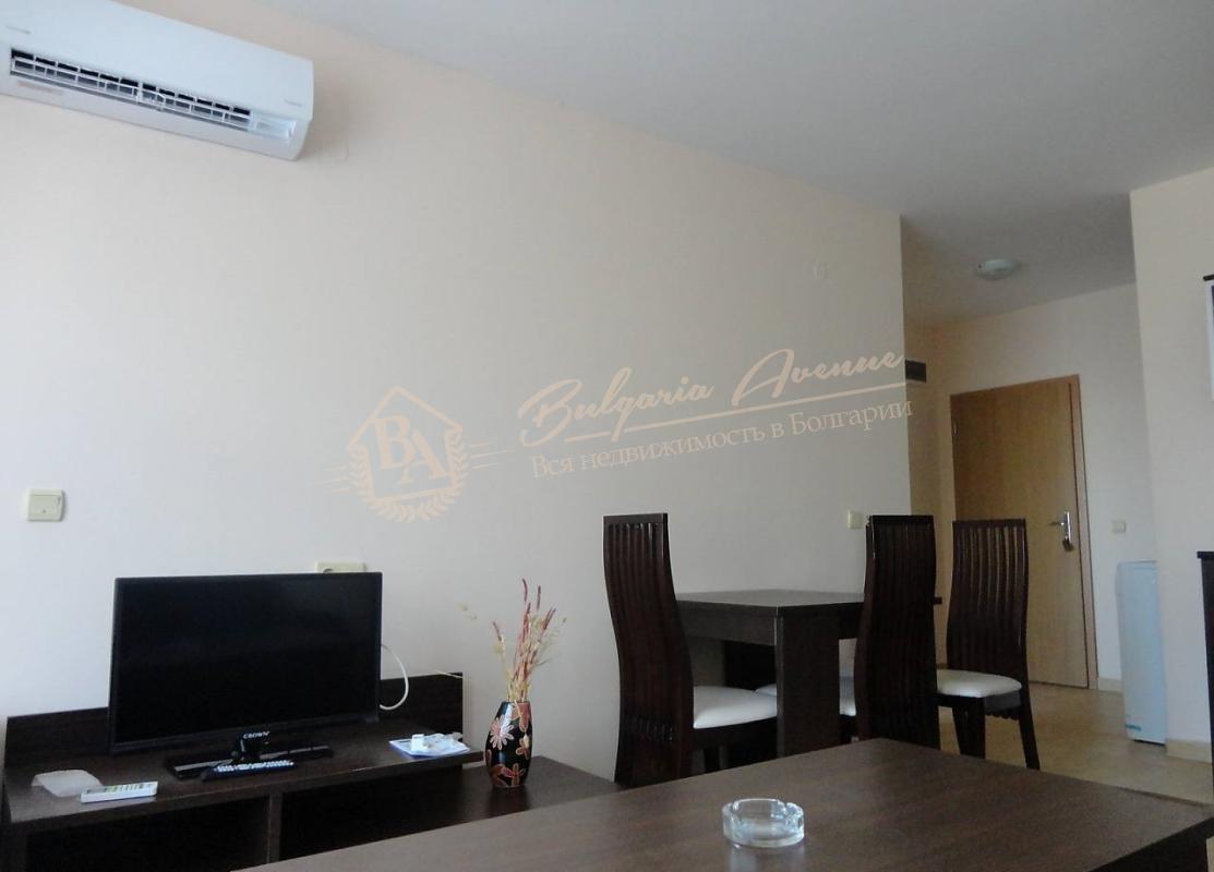 Two-Bedroom Apartment on the Seafront, Sunny Beach Complex