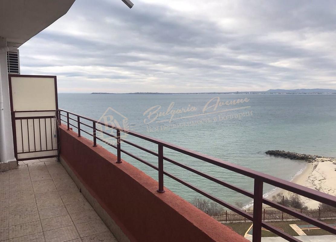 Two-Bedroom Apartment with Sea View in Sveti Vlas