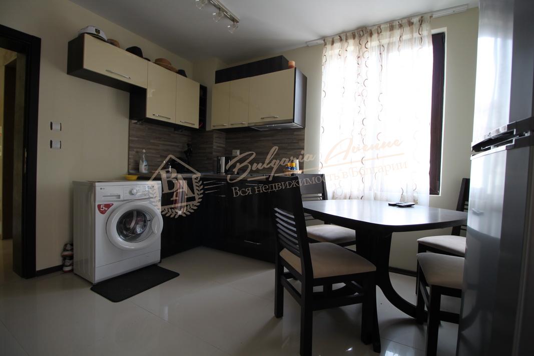 Bright, cosy 1-bedroom apartment with sea view in Sveti Vlas