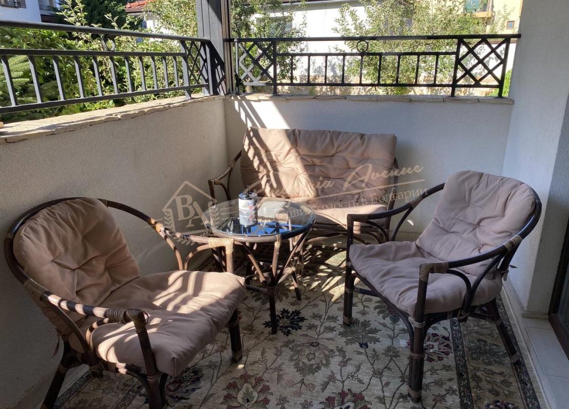 1-Bedroom Apartment with Beautiful Terrace 150 m from the Sea in Nessebar