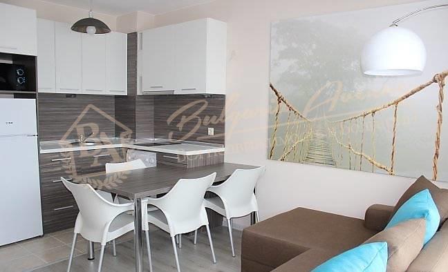 Stylish, furnished 1-bedroom apartment by the sea, Sunny Beach