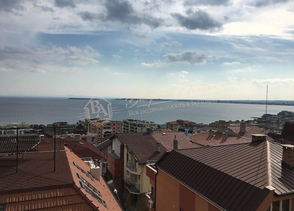 Two-Bedroom Apartment in a Residential Building with Sea View in Sveti Vlas