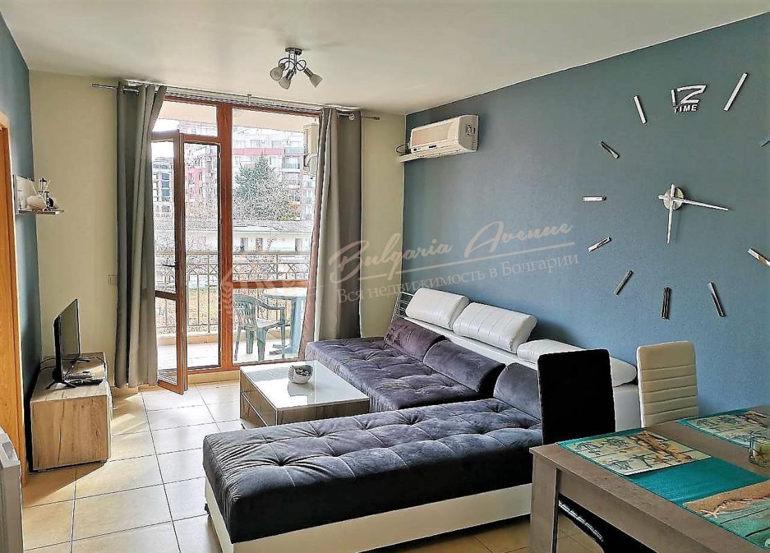 Furnished two-bedroom apartment 150 m from the sea, Sunny Beach