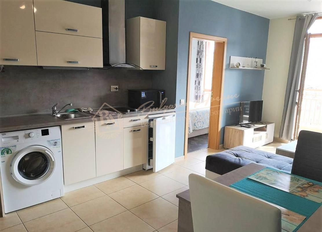 Furnished two-bedroom apartment 150 m from the sea, Sunny Beach