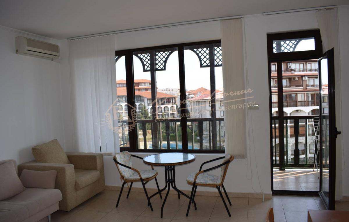 Cosy two-bedroom apartment by the sea in the central part of Sveti Vlas