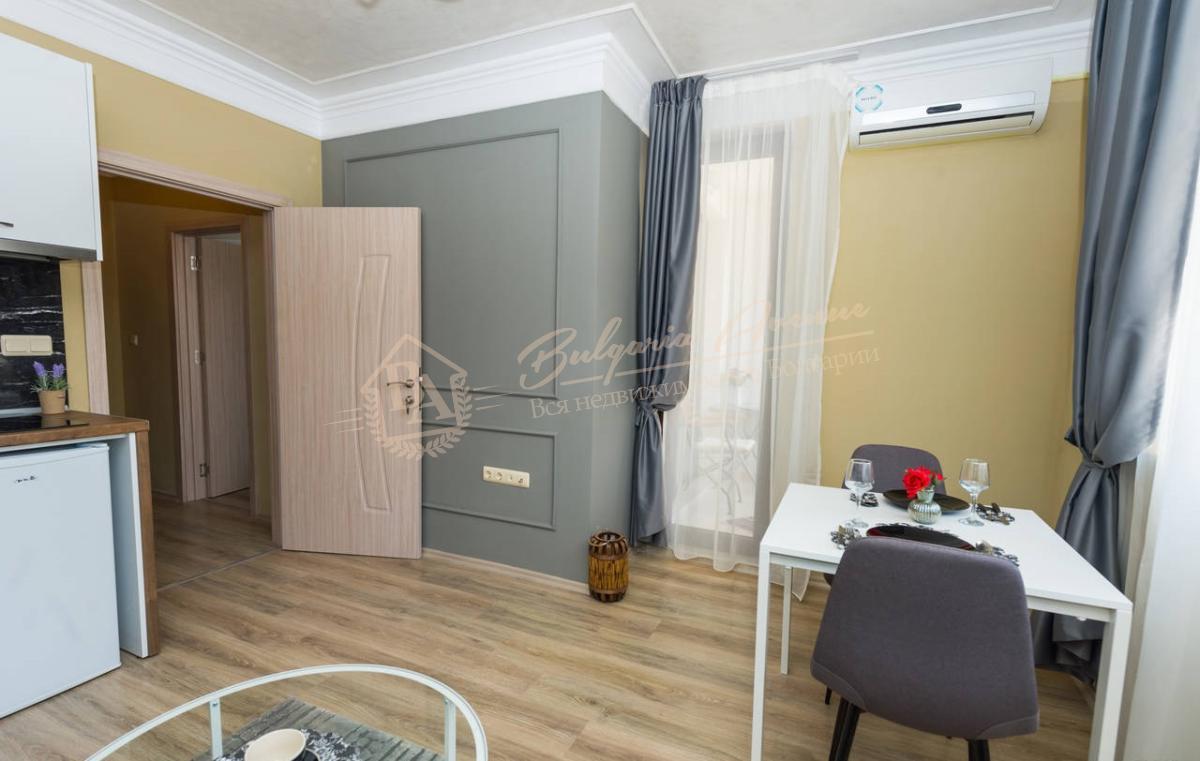 Designer 1-bedroom apartment 150 m from the sea in Nessebar