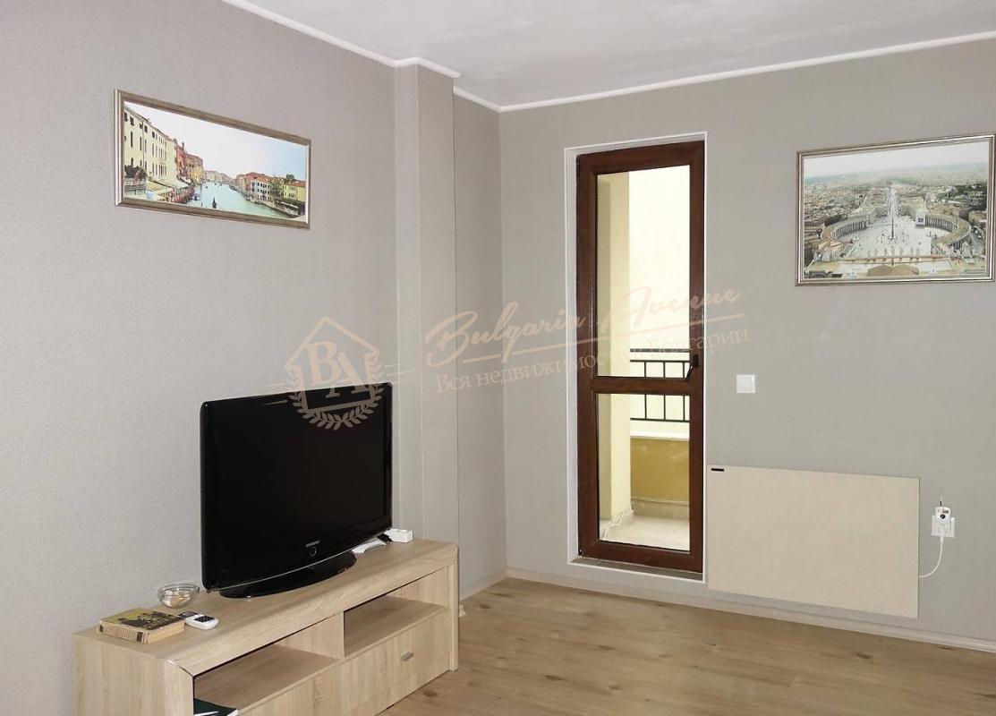 Designer furnished 1-bedroom apartment in a new building, Nessebar