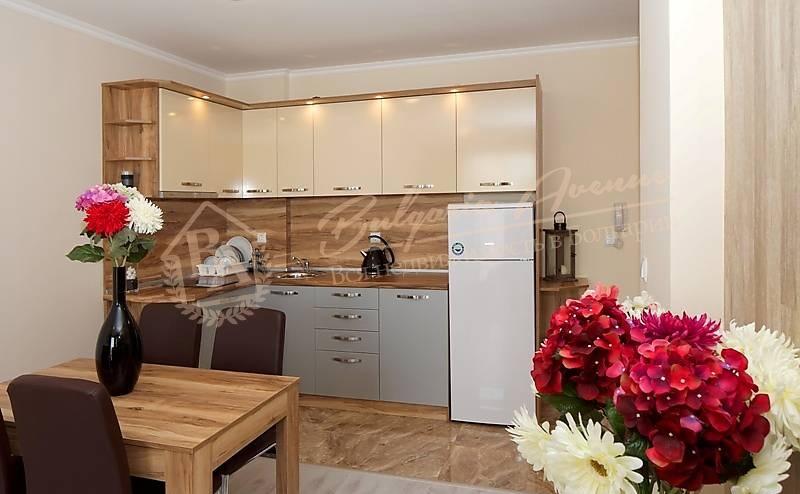 Designer 1-bedroom apartment in an elite complex 150 m from the sea, Sveti Vlas