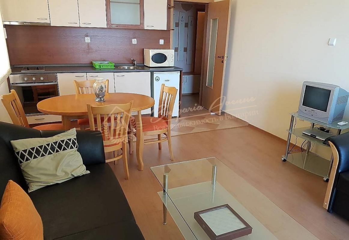 Two-Bedroom Apartment with Sea View on the 2nd Line in Sozopol