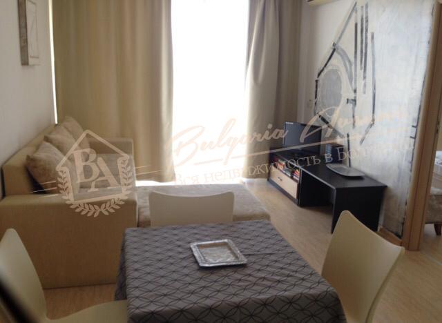 Furnished 1-Bedroom Apartment with Sea View by the Beach in Pomorie