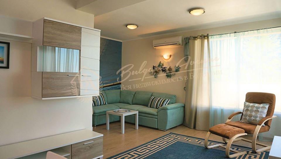 Spacious, designer two-bedroom apartment in a residential building in Varna
