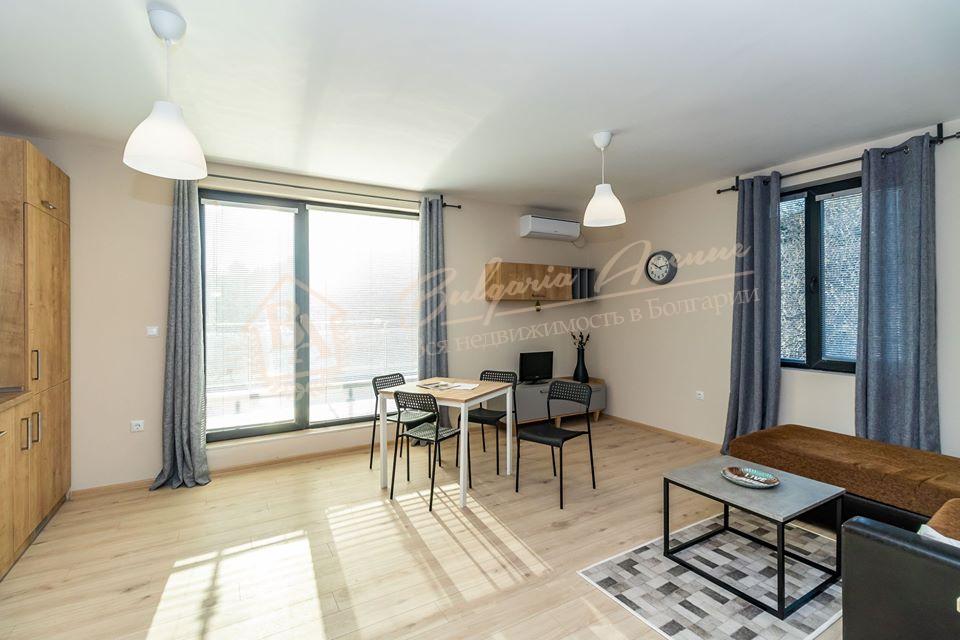 Bright, cosy apartment in a residential building with 1 bedroom and sea view in Varna