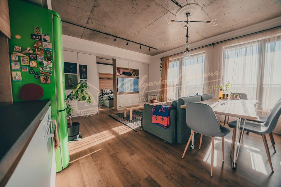 Two-bedroom, furnished, stylish apartment in a residential building in Varna