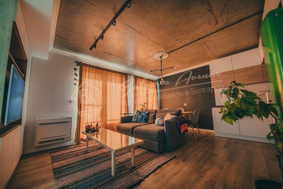 Two-bedroom, furnished, stylish apartment in a residential building in Varna