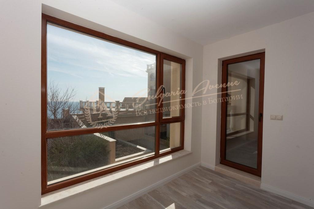 Apartment in a closed, elite complex on the first line in Varna