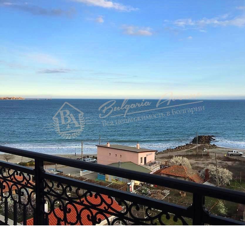 Spacious two-bedroom apartment on the first line in the town of Pomorie